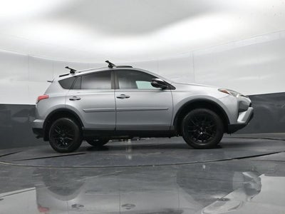 2018 Toyota RAV4 SE