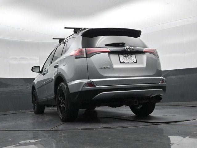 2018 Toyota RAV4 SE