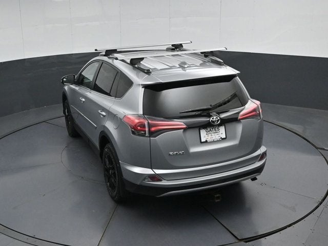 2018 Toyota RAV4 SE