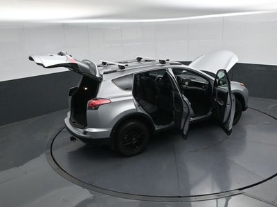 2018 Toyota RAV4 SE