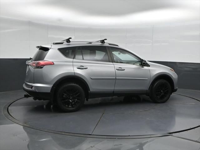 2018 Toyota RAV4 SE