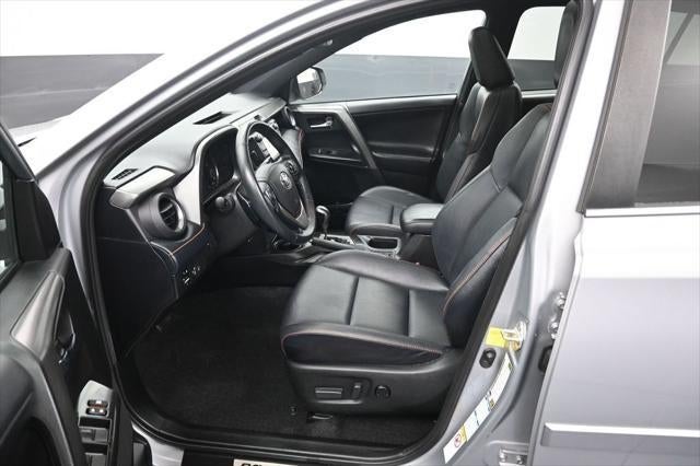 2018 Toyota RAV4 SE