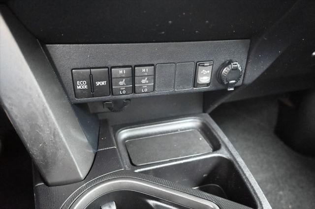 2018 Toyota RAV4 SE