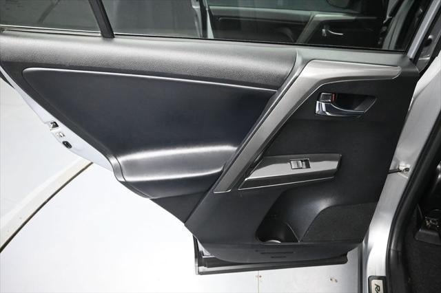 2018 Toyota RAV4 SE