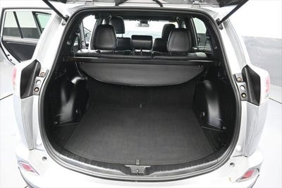 2018 Toyota RAV4 SE