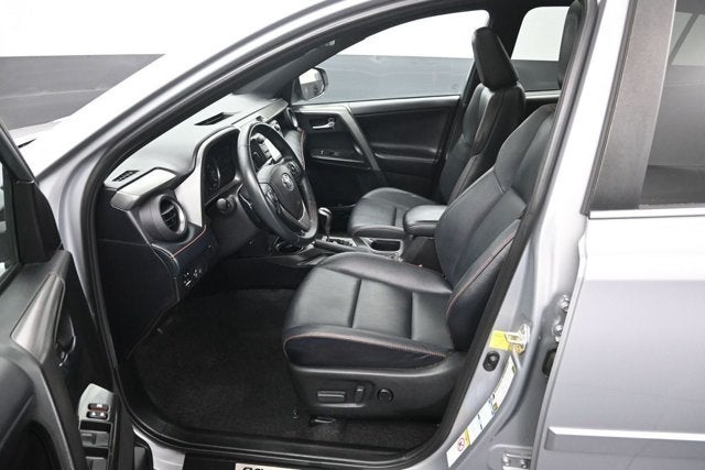 2018 Toyota RAV4 SE