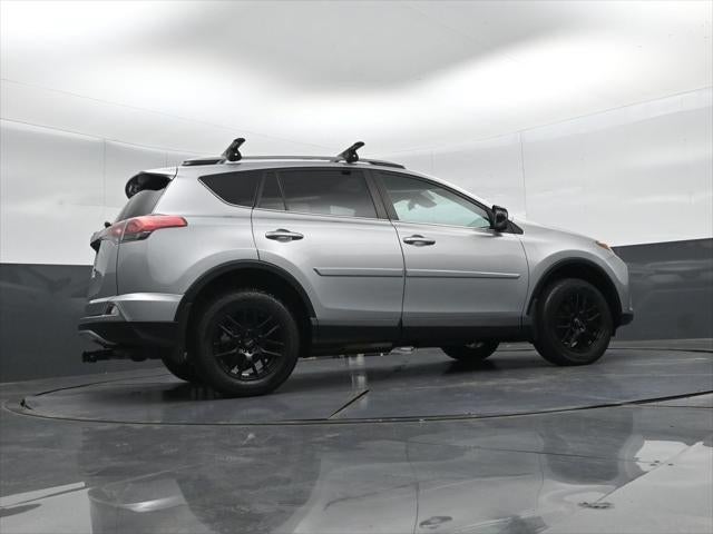 2018 Toyota RAV4 SE