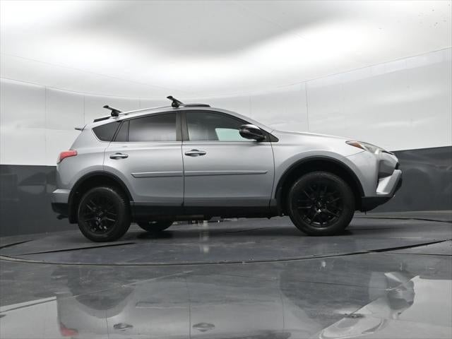 2018 Toyota RAV4 SE