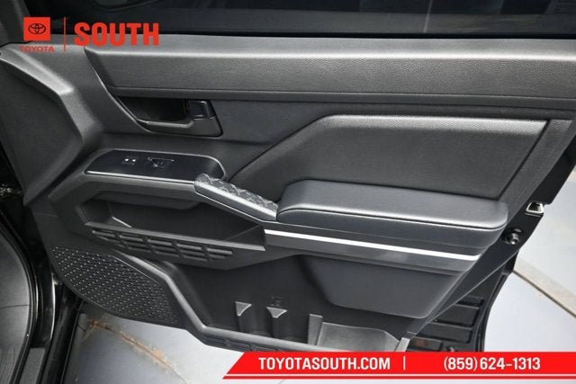2026 Toyota Tacoma 4WD SR5