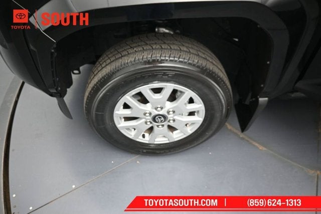 2026 Toyota Tacoma 4WD SR5