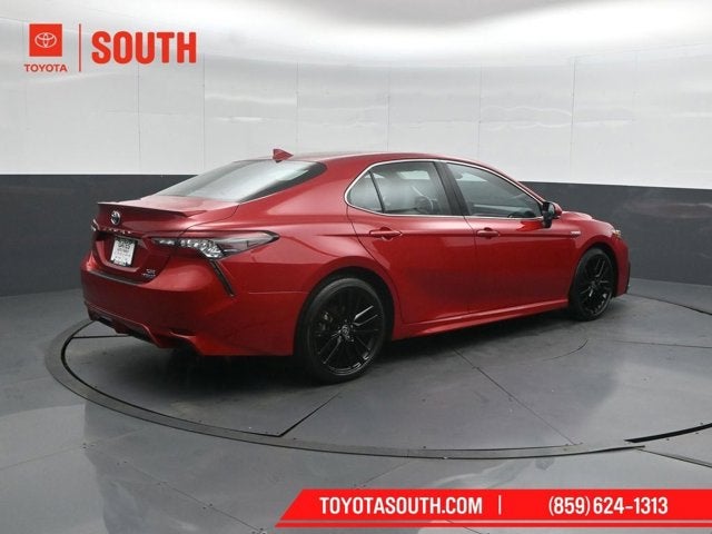 2021 Toyota Camry Hybrid XSE