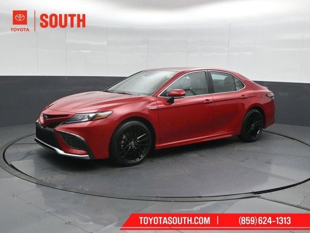 2021 Toyota Camry Hybrid XSE