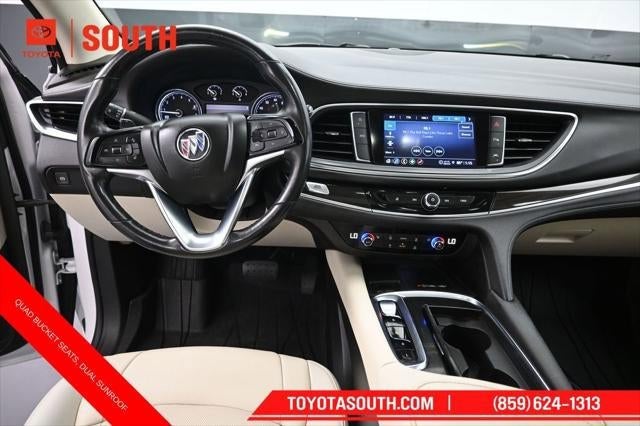 2023 Buick Enclave Essence
