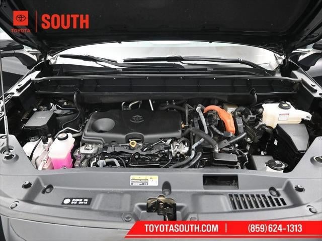 2023 Toyota Highlander Hybrid Platinum