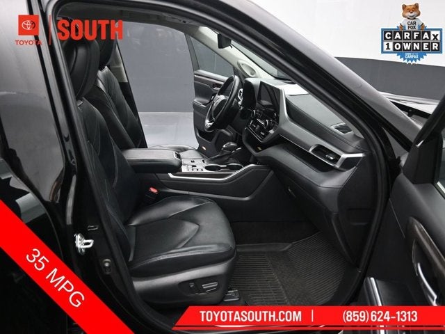 2023 Toyota Highlander Hybrid Platinum