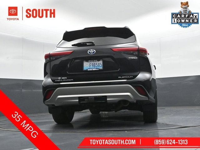 2023 Toyota Highlander Hybrid Platinum