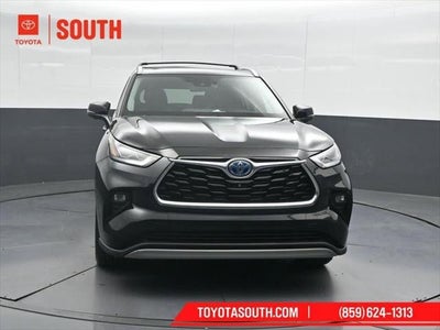 2023 Toyota Highlander Hybrid Platinum