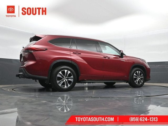 2021 Toyota Highlander Hybrid XLE