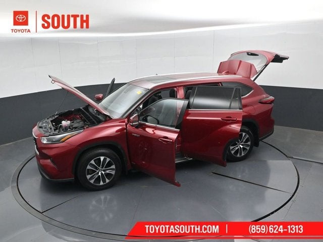 2021 Toyota Highlander Hybrid XLE