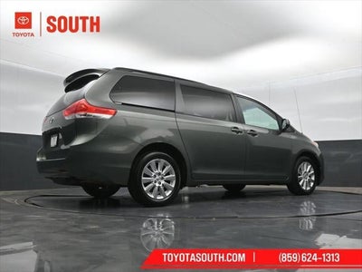 2014 Toyota Sienna LE