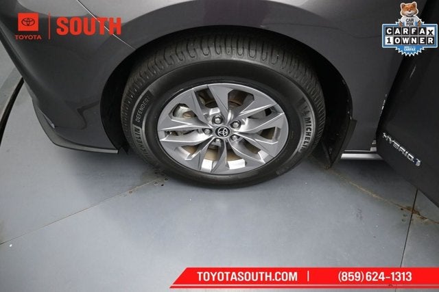 2021 Toyota Sienna XLE