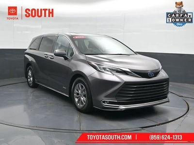 2021 Toyota Sienna XLE