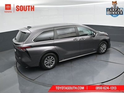 2021 Toyota Sienna XLE