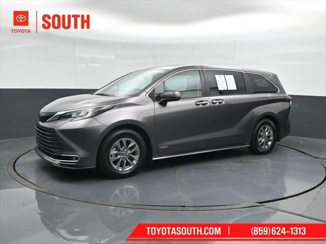 2021 Toyota Sienna XLE
