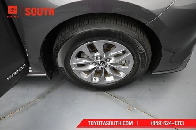 2021 Toyota Sienna XLE