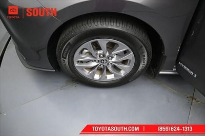 2021 Toyota Sienna XLE