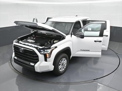 2025 Toyota Tundra 4WD SR5