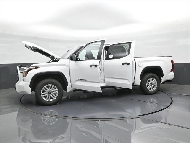 2025 Toyota Tundra 4WD SR5