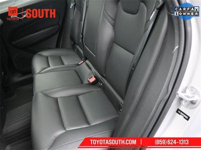 2024 Volvo XC60 Core Dark Theme