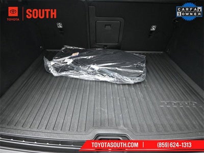 2024 Volvo XC60 Core Dark Theme