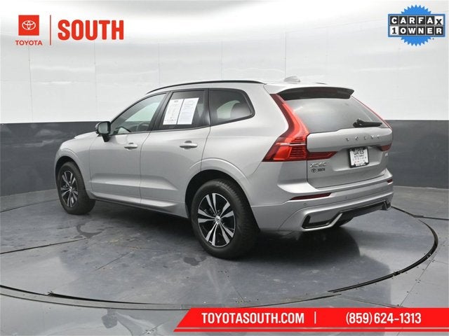 2024 Volvo XC60 Core Dark Theme