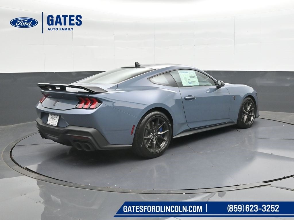 2025 Ford Mustang Dark Horse