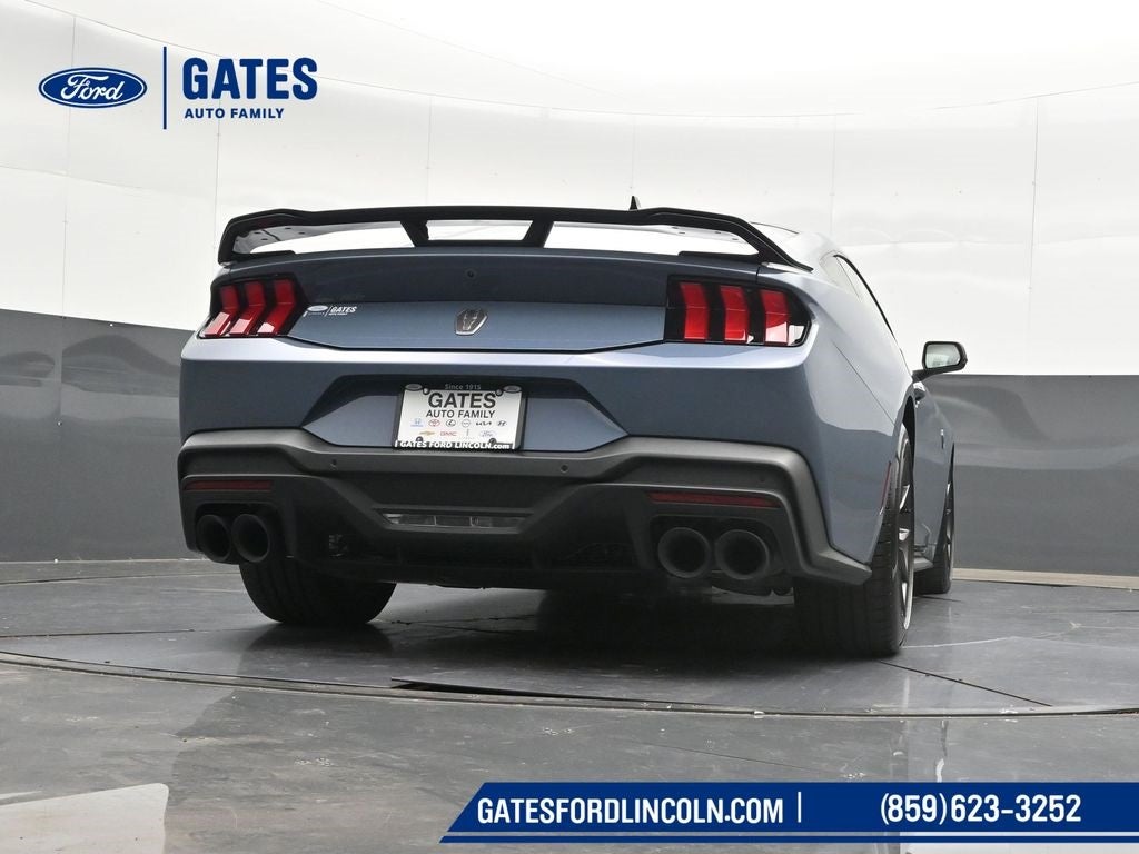 2025 Ford Mustang Dark Horse