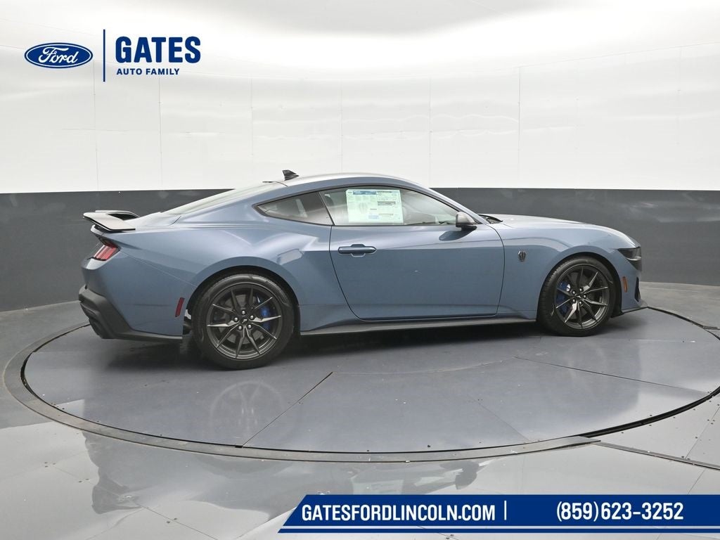 2025 Ford Mustang Dark Horse