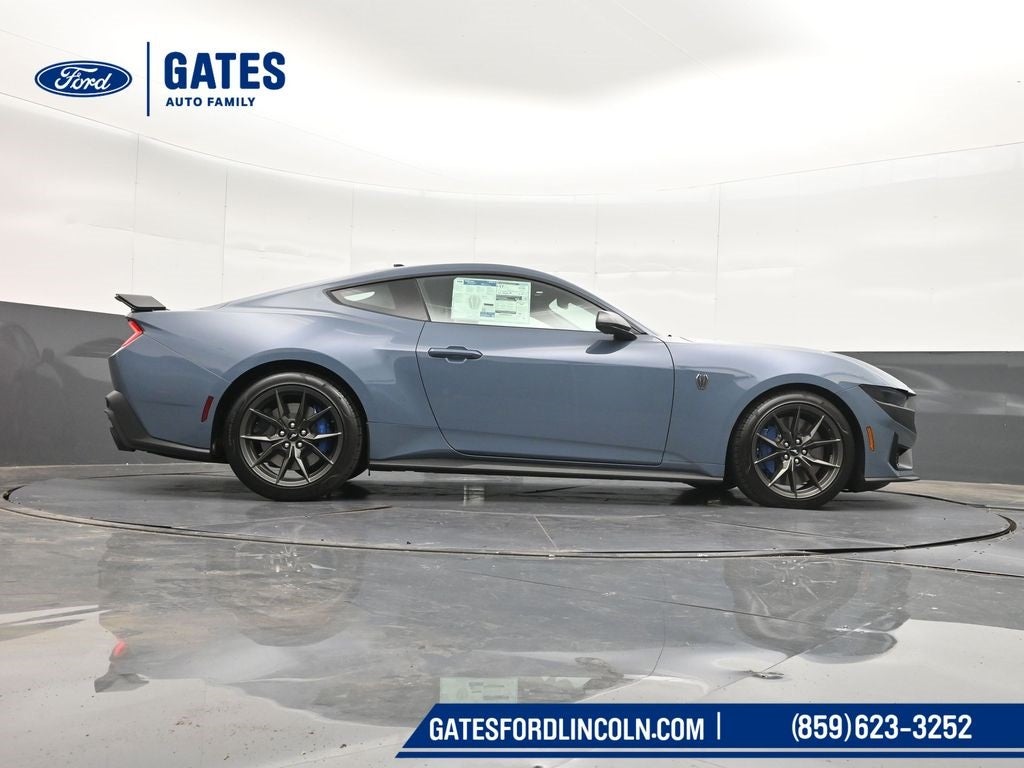 2025 Ford Mustang Dark Horse