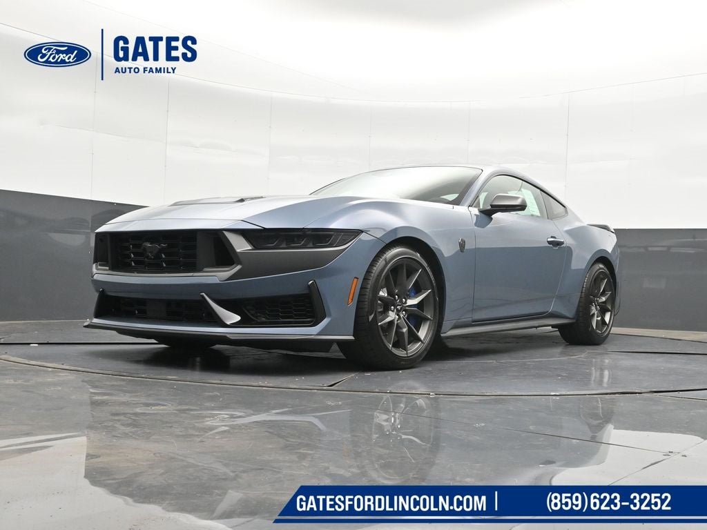 2025 Ford Mustang Dark Horse