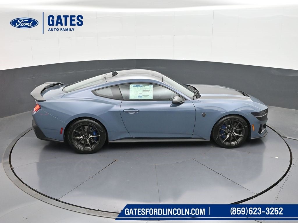 2025 Ford Mustang Dark Horse