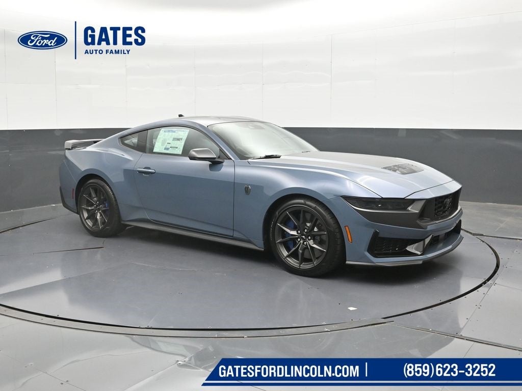 2025 Ford Mustang Dark Horse