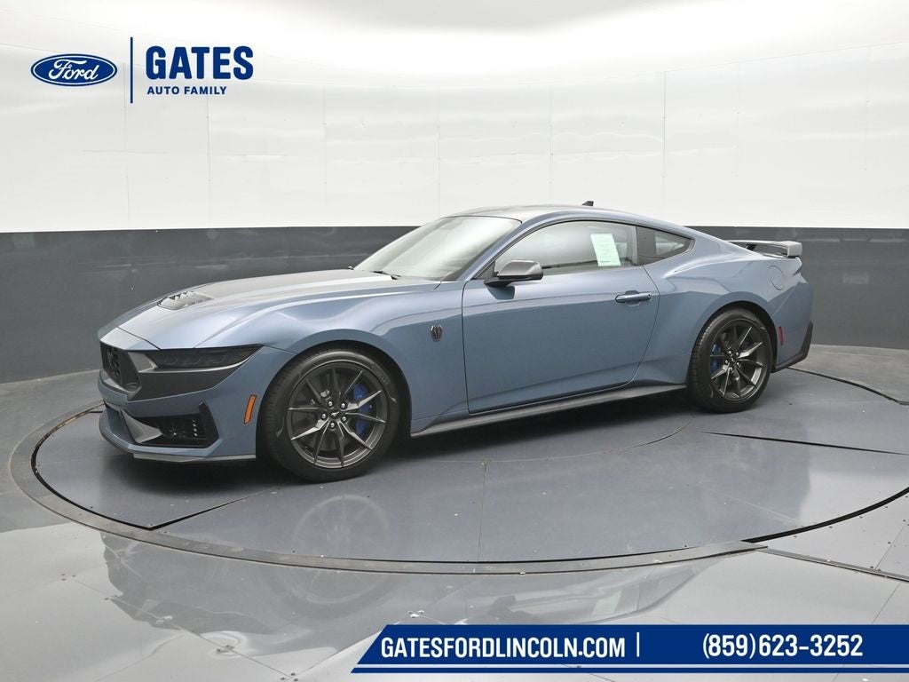 2025 Ford Mustang Dark Horse