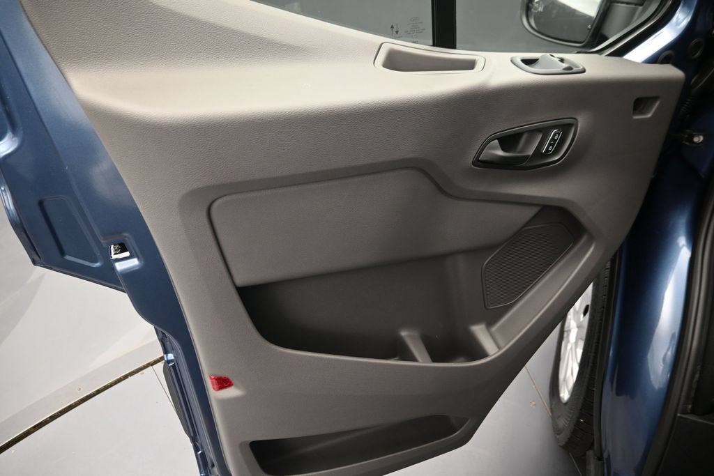2027 Ford Transit-350 XL