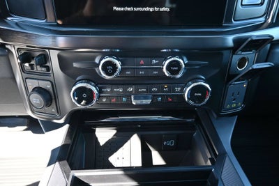 2027 Ford F-550SD Lariat DRW