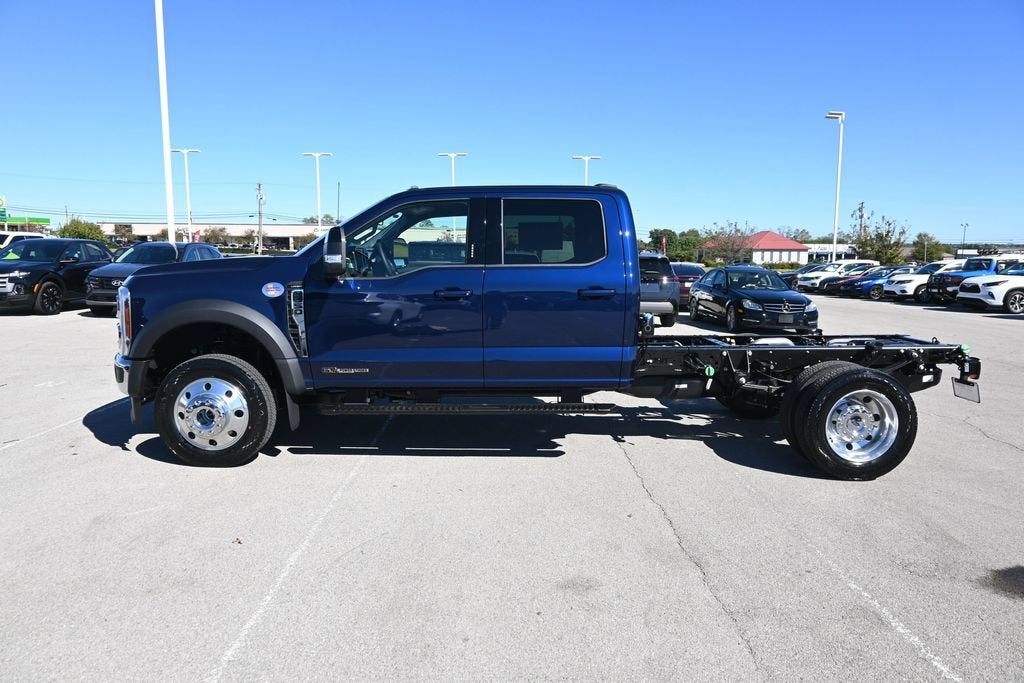2027 Ford F-550SD Lariat DRW