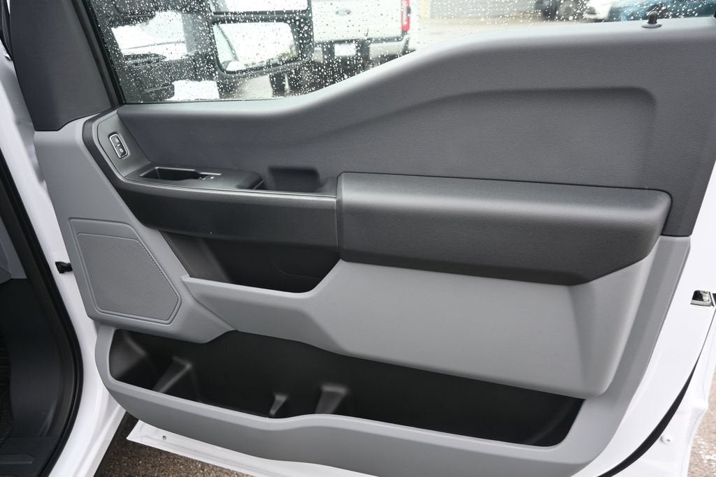 2027 Ford F-350SD XL DRW