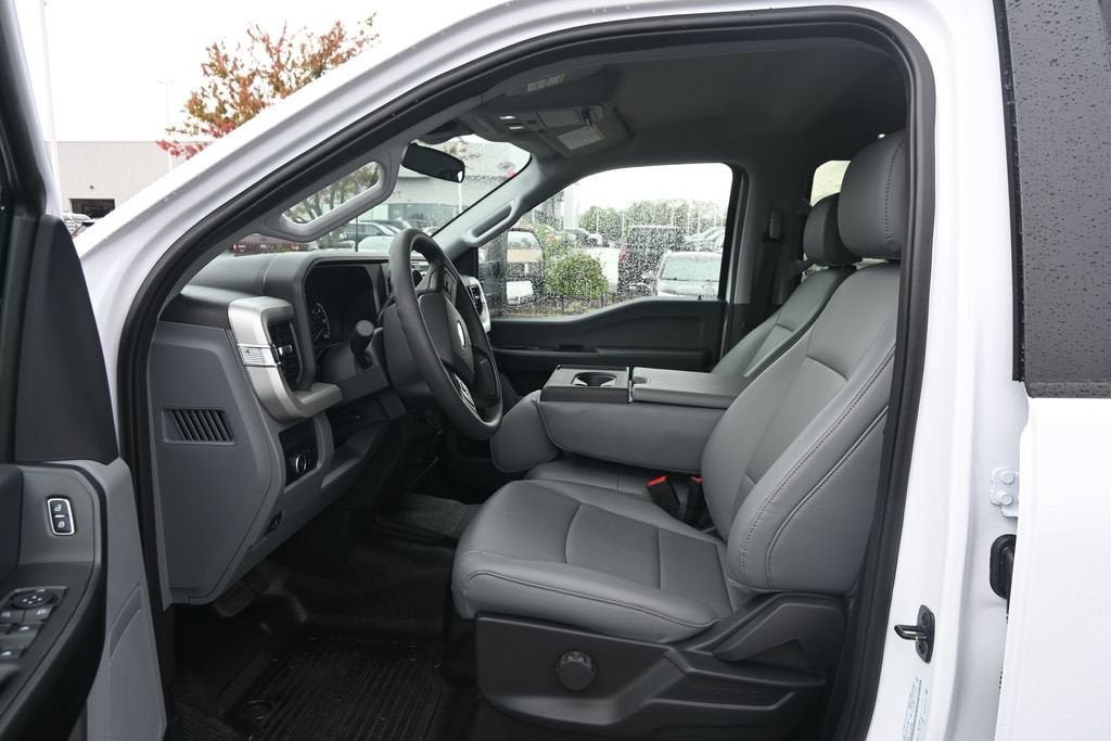 2027 Ford F-350SD XL DRW