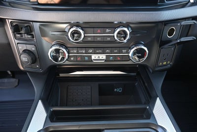 2027 Ford F-550SD Platinum DRW
