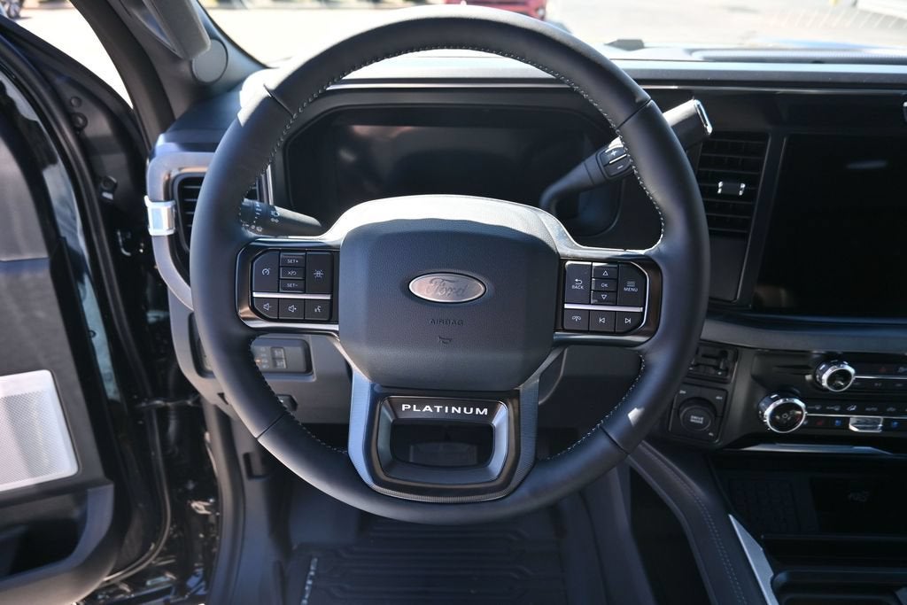 2027 Ford F-550SD Platinum DRW
